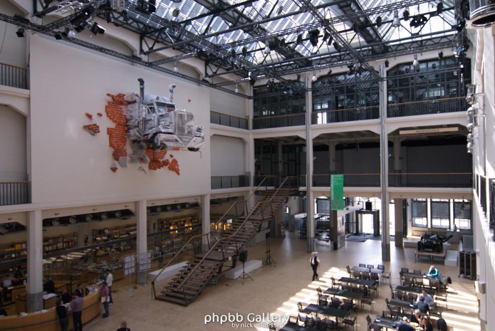 Im ZKM - Zentrum für Kunst und Medien - KA